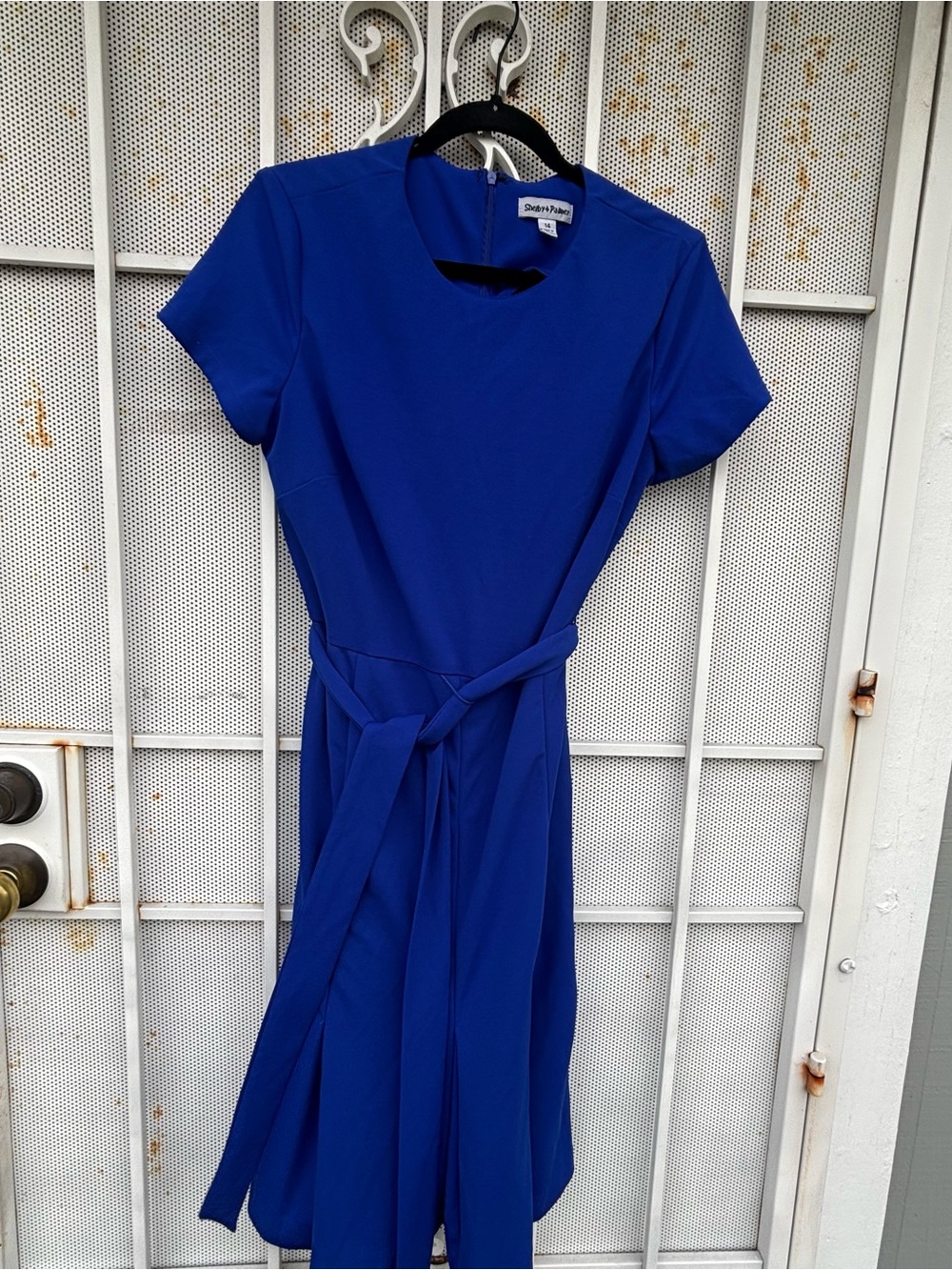 Shelby & Palmer dress size 14 short sleeve rounded neck back zip